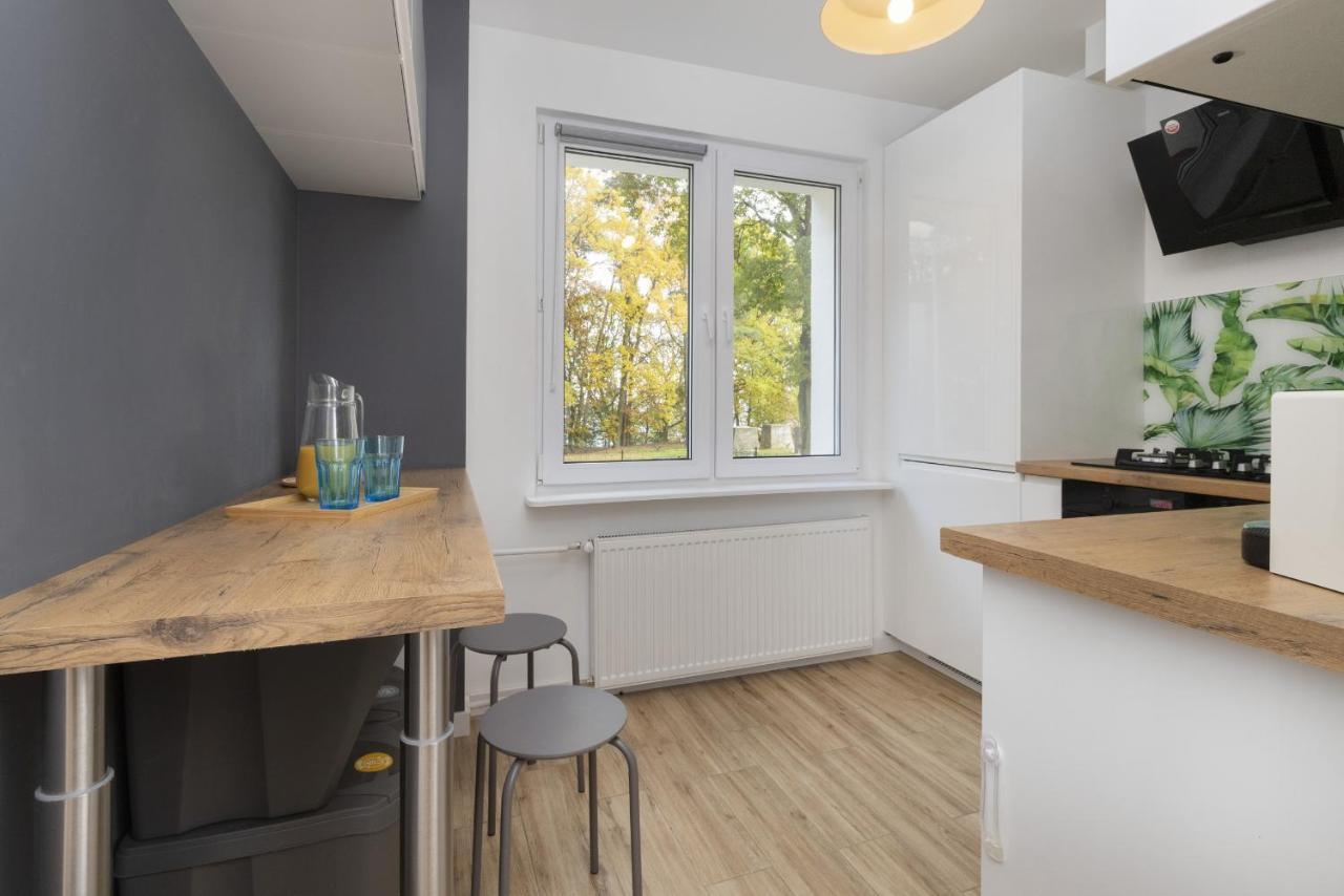Dedala 300m To The By Renters Apartment
